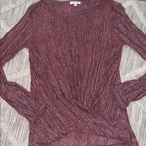 Pleione twist front top